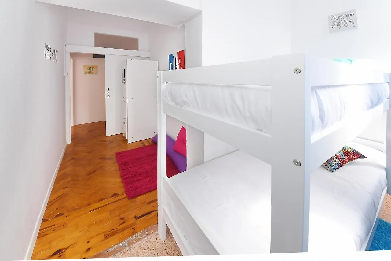 ליסבון Royalty Hostel