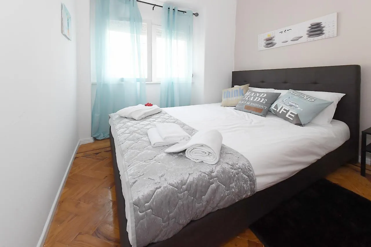 ליסבון Royalty Hostel