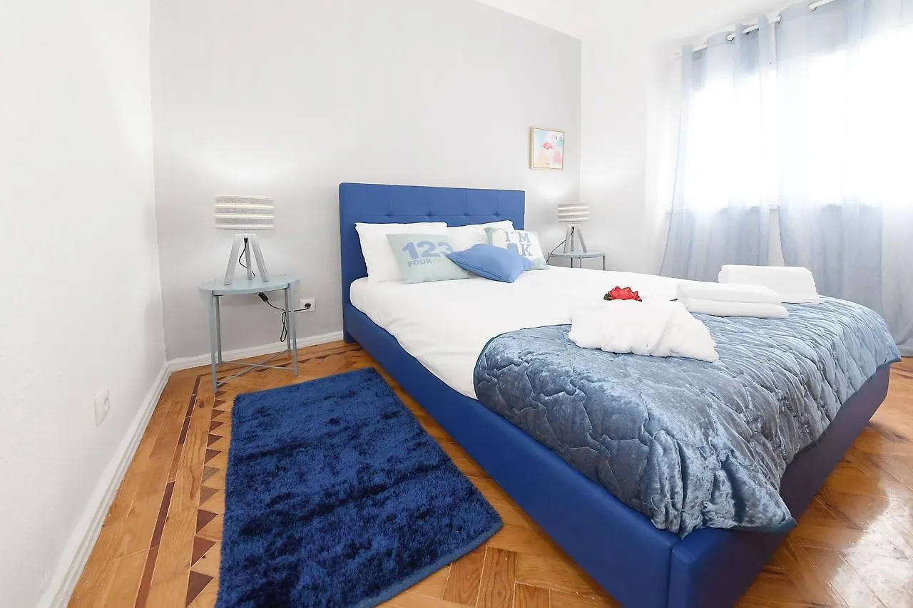ליסבון Royalty Hostel פורטוגל