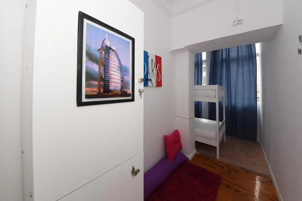 ליסבון Royalty Hostel פורטוגל