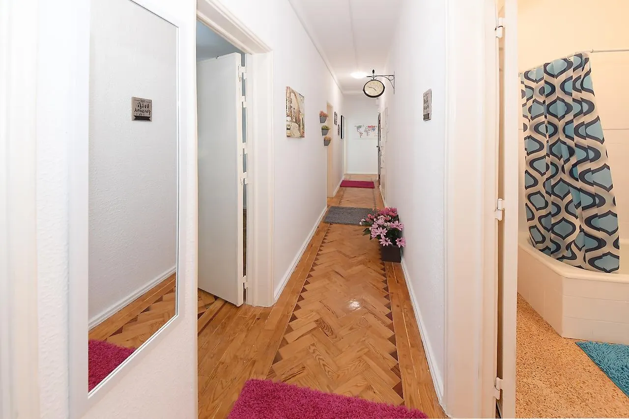 ליסבון Royalty Hostel פורטוגל