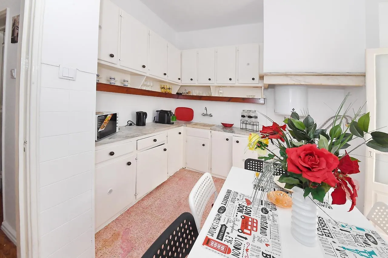 ליסבון Royalty Hostel